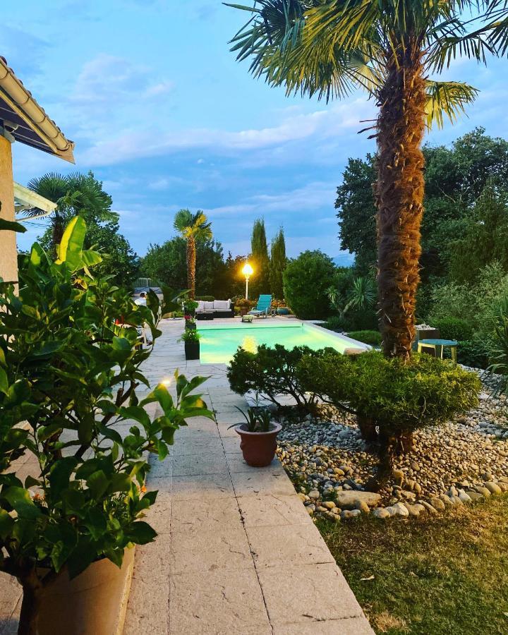 Bed and Breakfast Domaine De La Provencale Saint-Didier-de-la-Tour Exterior foto